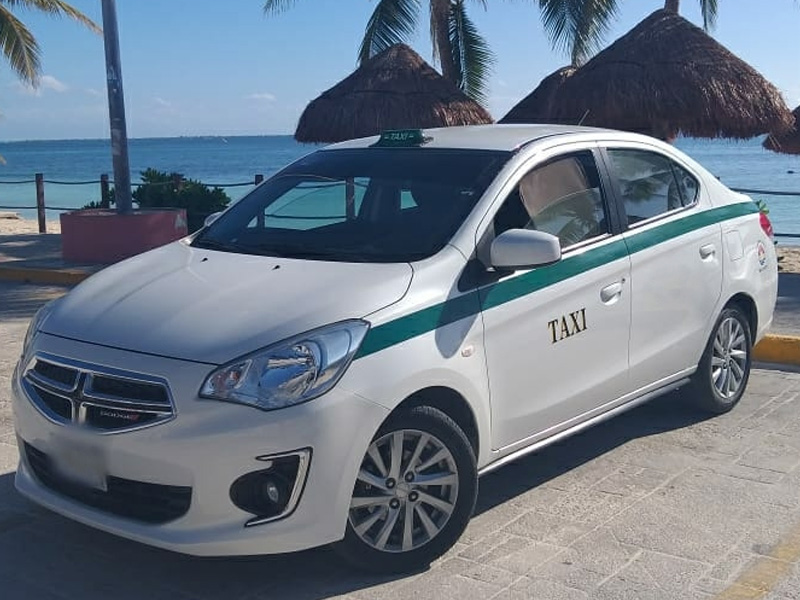 taxi service cancun